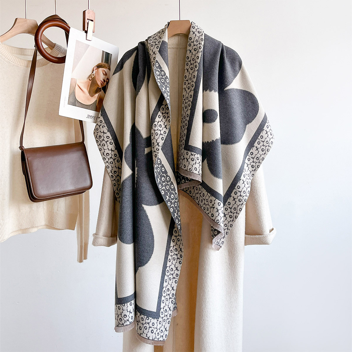 Cashmere Scarf - Szal damski, duży wzór kwiatowy, żakardowy,