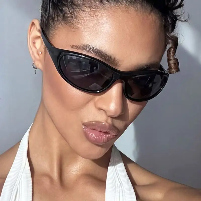 Okulary przeciwsłoneczne w sty – Designer Sunglasses recenzja i cena