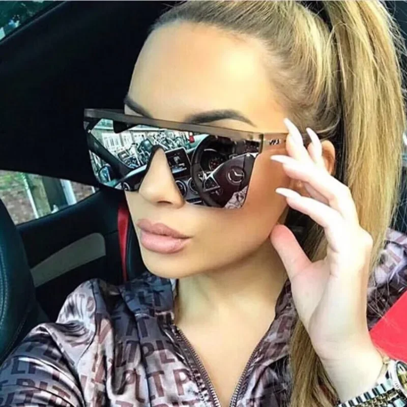 Klasyczne, kwadratowe okulary  – Designer Sunglasses recenzja i cena