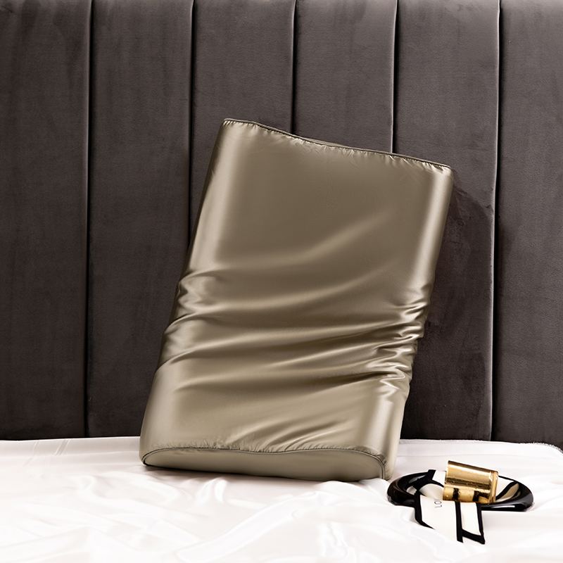 Satynowa poszewka na poduszkę  – Silk Pillowcase recenzja i cena