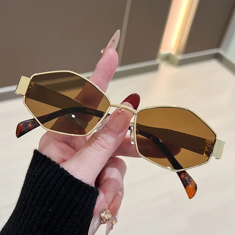 Modne, wielokątne okulary prze – Sunglasses Uv400 recenzja i cena